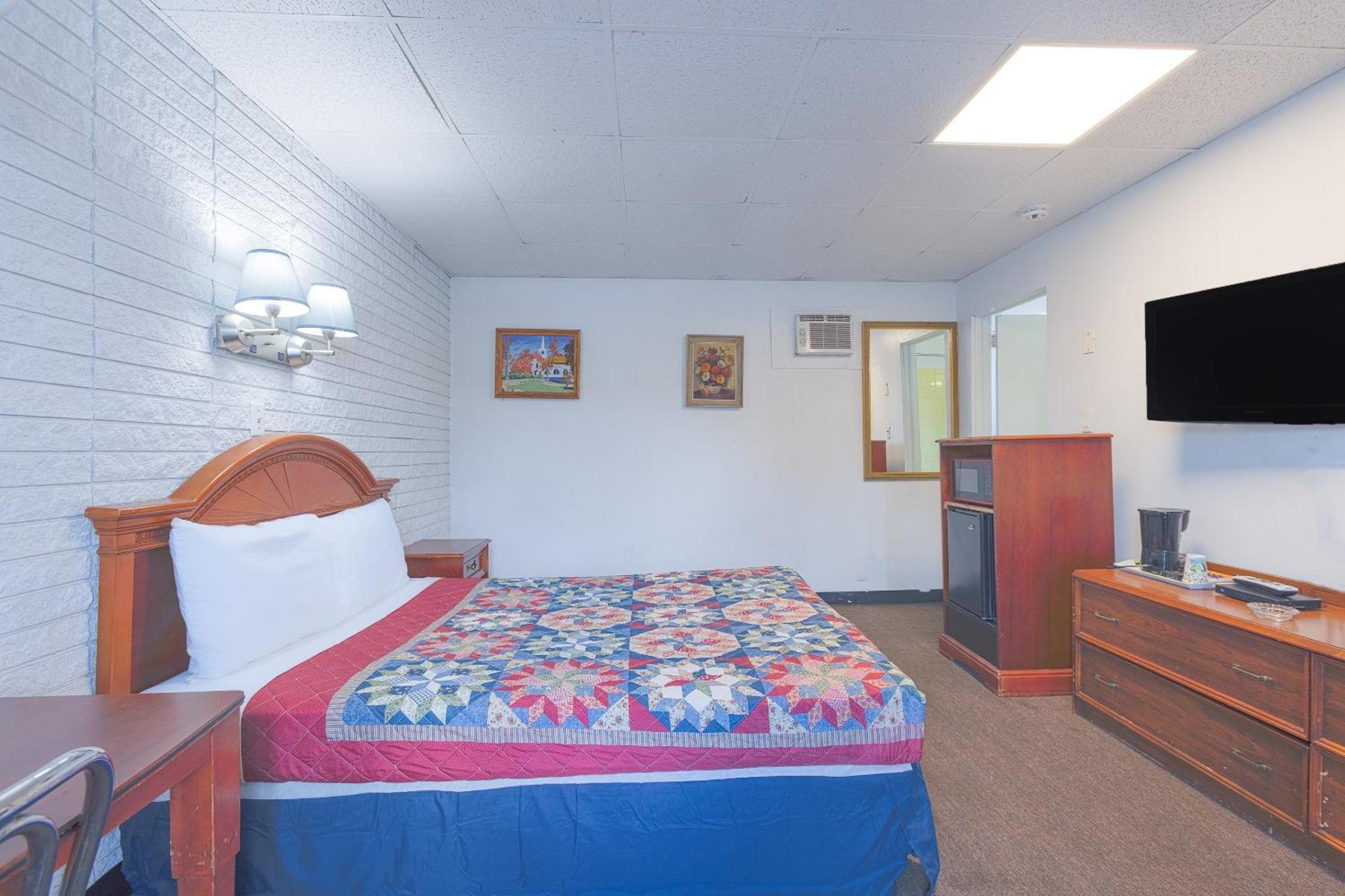 Sonrise Inn Lincoln Hwy By Oyo Breezewood Zewnętrze zdjęcie