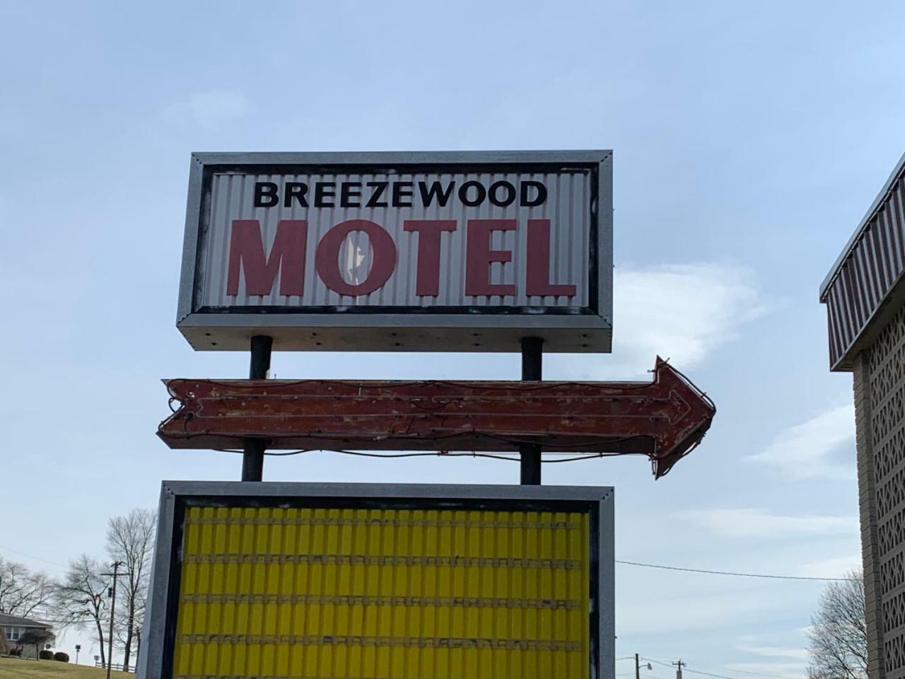 Sonrise Inn Lincoln Hwy By Oyo Breezewood Zewnętrze zdjęcie