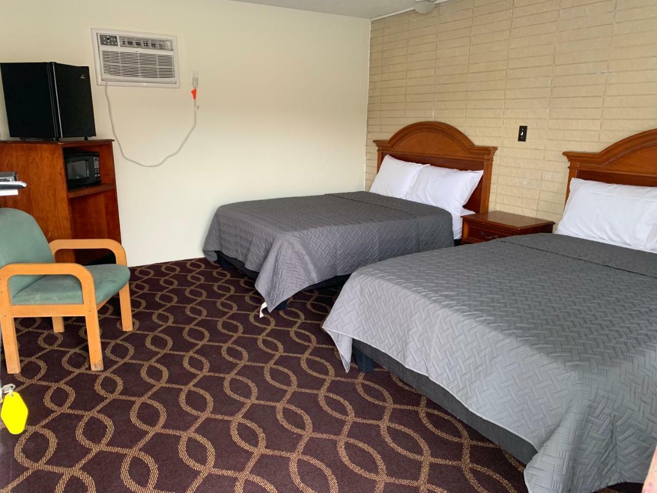 Sonrise Inn Lincoln Hwy By Oyo Breezewood Zewnętrze zdjęcie